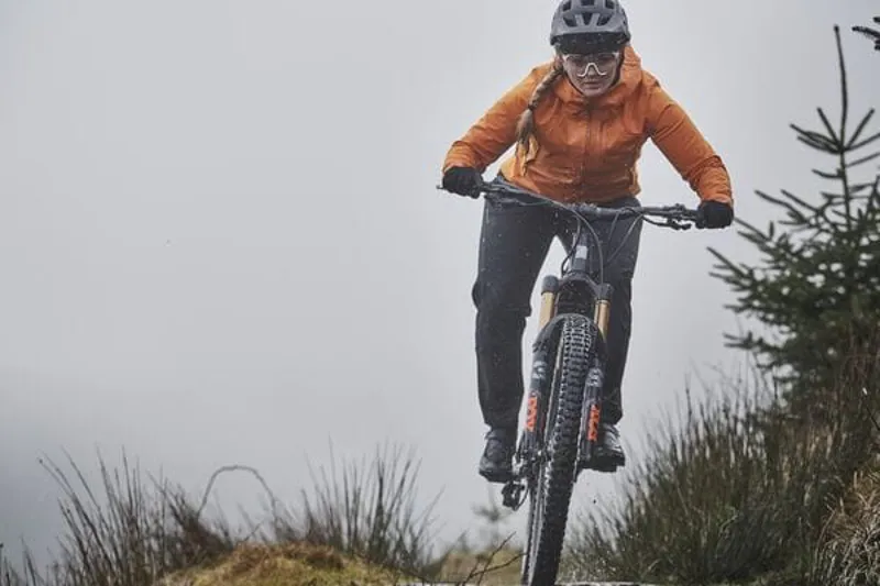 Madison DTE 3-Layer Women's Waterproof Jacket in Mango Orange-3